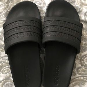Adidas adilette slides